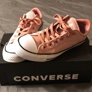 Pink converse